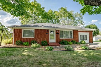 211 Sellers Ave, Sellersburg, IN 47172