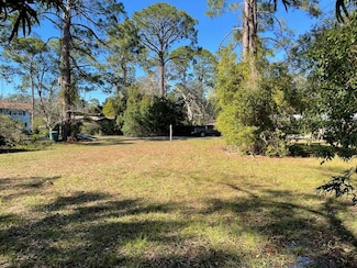 223 Avenue D, Apalachicola, FL 32320