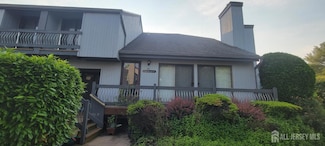 24 Cotoneaster Ct, Monmouth Junction, NJ 08852
