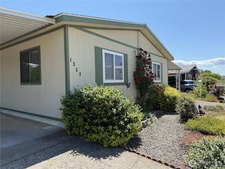 1333 Rancho Villa Dr, Walla Walla, WA 99362