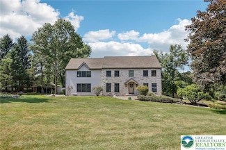 6365 Constitution Rd, Schnecksville, PA 18078