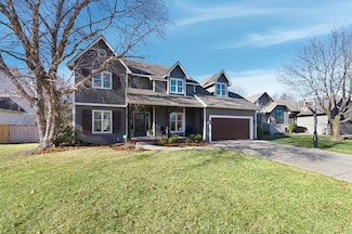 2455 N Vinegate Cir, Wichita, KS 67226