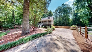 203 Cedar Creek Ct, Acworth, GA 30101
