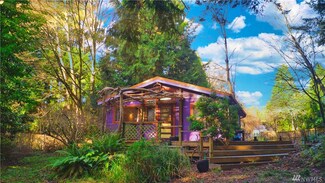 1884 Anderson Rd, Point Roberts, WA 98281
