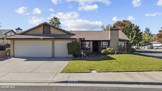 2038 Falcon Ave, Palmdale, CA 93551
