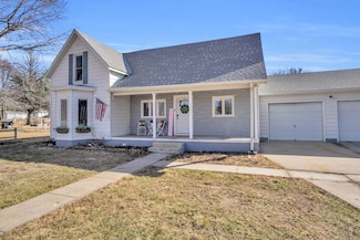 524 N 5th St, Loup City, NE 68853
