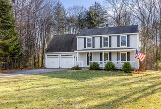 54 Hillview Ave, Saco, ME 04072