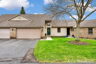 2350 Highland View Dr SE, Grand Rapids, MI 49506
