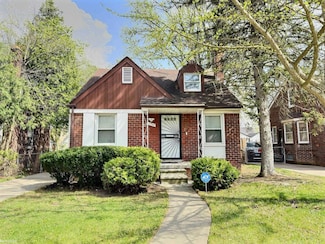 11968 Lakepointe St, Detroit, MI 48224
