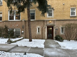 3921 W Addison St Unit 1B, Chicago, IL 60618