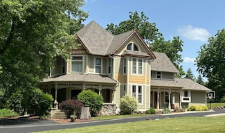 823 E Brandybrook Rd, Wales, WI 53183