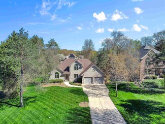 W9182 Bluewaters Pass, Cambridge, WI 53523