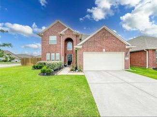301 Cabernet Dr, Alvin, TX 77511