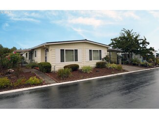 17107 SW Eldorado Dr, Tigard, OR 97224