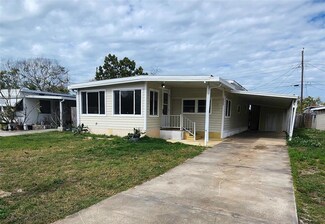 4335 Morlock Ln, Holiday, FL 34691