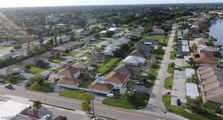 4717 SE 4th Place Unit 4, Cape Coral, FL 33904