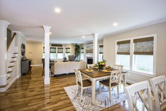 73 Cobblestone Cir, Mashpee, MA 02649