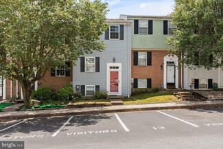 13 Cartwright Ct, Rosedale, MD 21237