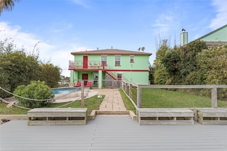 726 91st St, Galveston, TX 77554