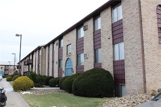 200 Fernwood Rd, Wintersville, OH 43953
