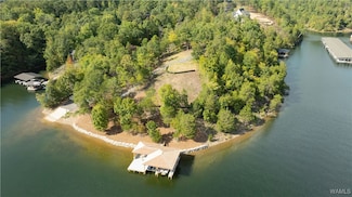 8025 Peninsula Dr, Tuscaloosa, AL 35406