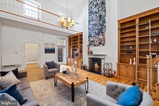 1008-20 Spruce St Unit 3F, Philadelphia, PA 19107