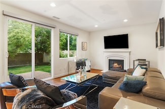18141 Topham St, Tarzana, CA 91335