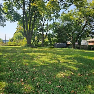 458 River Ave, Beaver, PA 15009