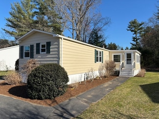 26 Silver Birch Ln, Kingston, MA 02364