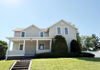 305 N Maryville St, Calmar, IA 52132