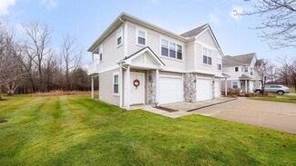 768 Fieldstone Cir W Unit 1, Chelsea, MI 48118