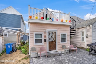 34 W Rutherford Ln, Lavallette, NJ 08735