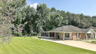 729 Kem St, Patterson, LA 70392