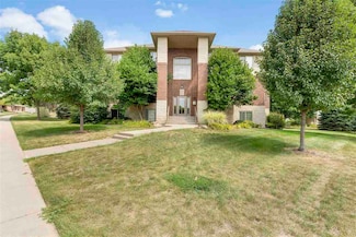 360 Camden Rd, Iowa City, IA 52245