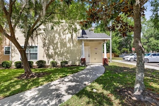 1573 NW 29th Rd Unit 2, Gainesville, FL 32605