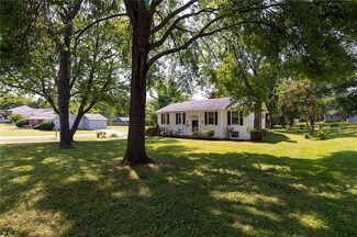 11911 E 58th St, Kansas City, MO 64133