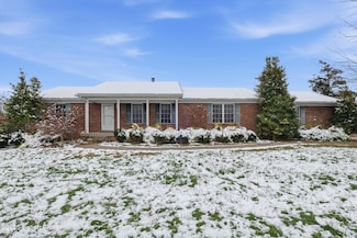 7001 Derby Dr, Crestwood, KY 40014