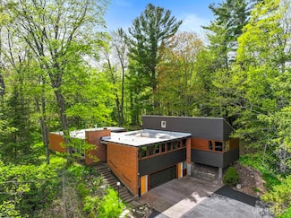 44183 U S 41, Chassell, MI 49916