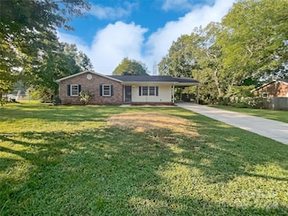 1525 Vanderlip Dr, Gastonia, NC 28052