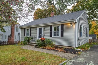 91 Belmont St, Weymouth, MA 02188