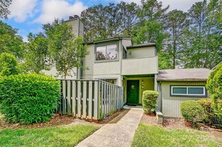 6121 Bent Tree Ct, Charlotte, NC 28212