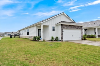 2405 Quinn Dr, White House, TN 37188