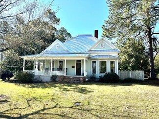 710 W Central Ave, Fitzgerald, GA 31750
