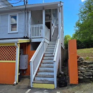 3 Market St, Somersworth, NH 03878