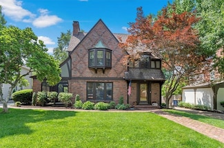 1009 W 69th Terrace, Kansas City, MO 64113