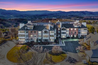 5002 Hunting Hills Square, Roanoke, VA 24018