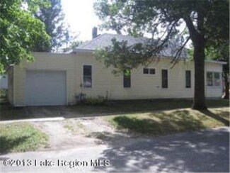 202 1st Ave SE, Bertha, MN 56437