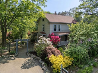 429 Critchett Rd, Candia, NH 03034