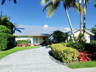 418 N Atlantic Dr, Lantana, FL 33462