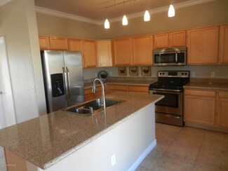 1711 S Portland Ct, Gilbert, AZ 85295